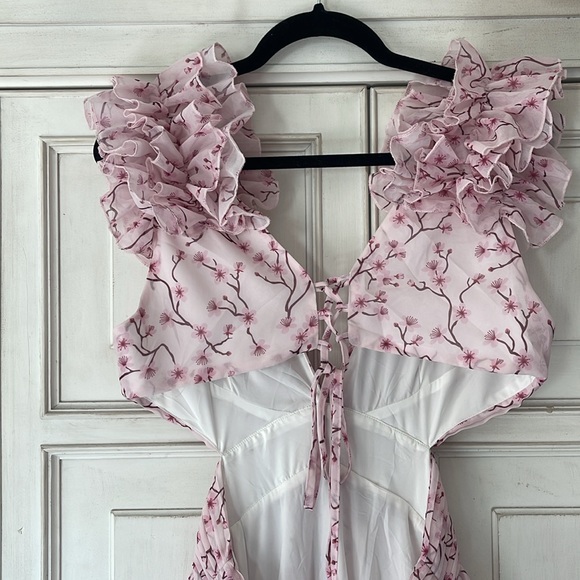 Ruffle Cut Out Dress - Picture 6 of 8